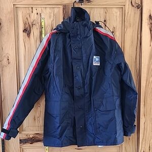 Postal approved raincoat with postal stripes and hood